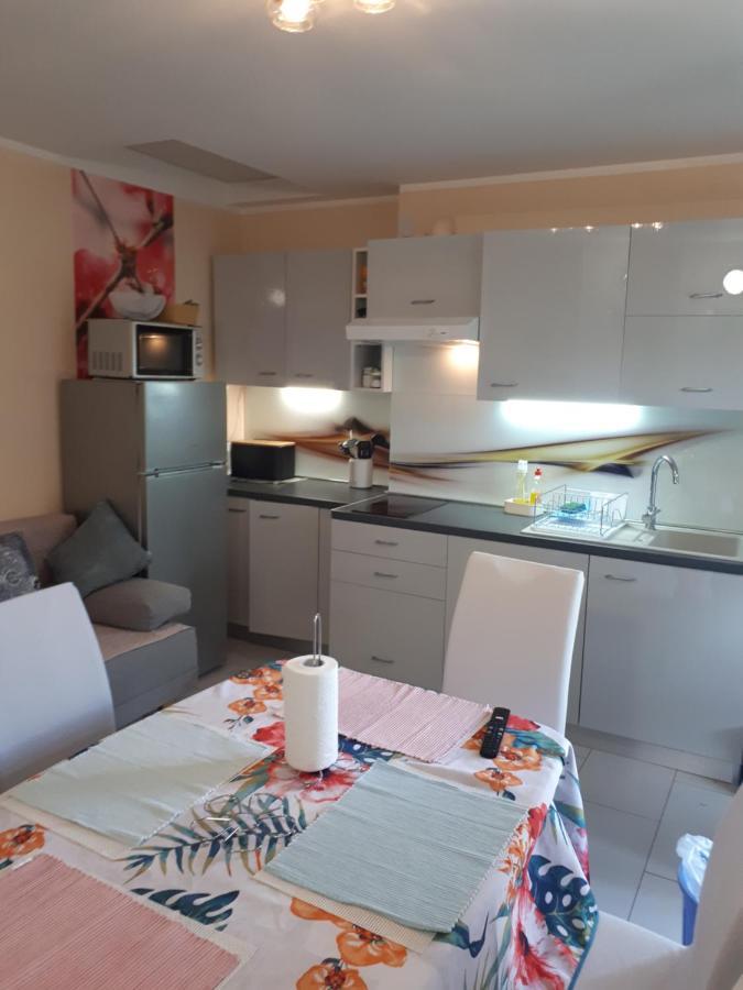Apartment Lucija Kostrena Buitenkant foto