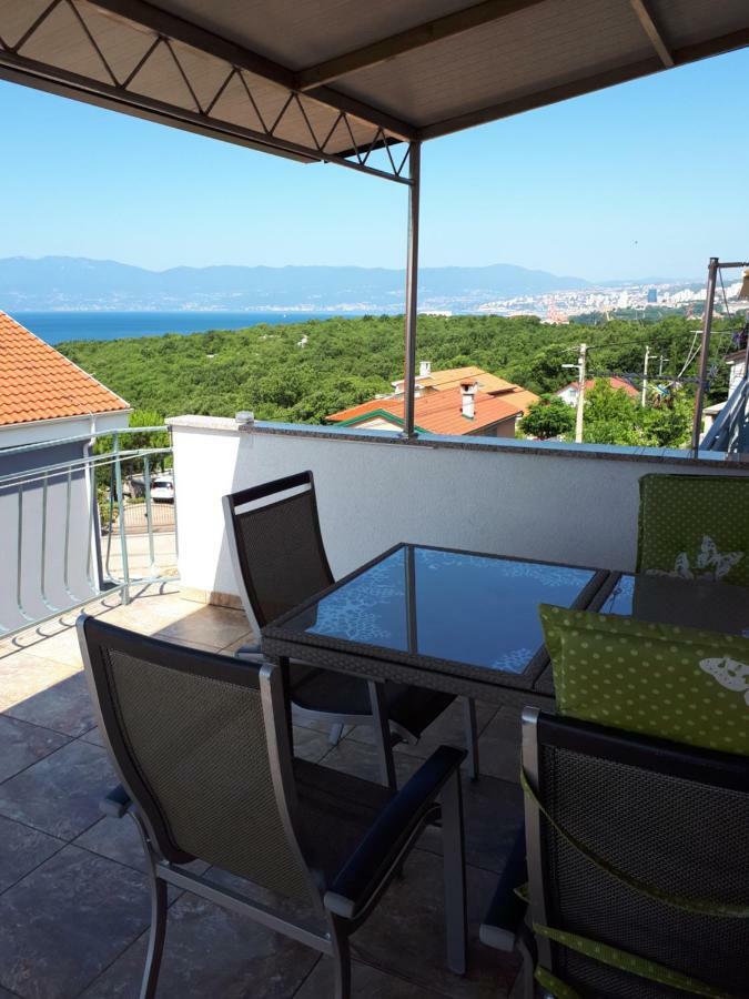 Apartment Lucija Kostrena Buitenkant foto